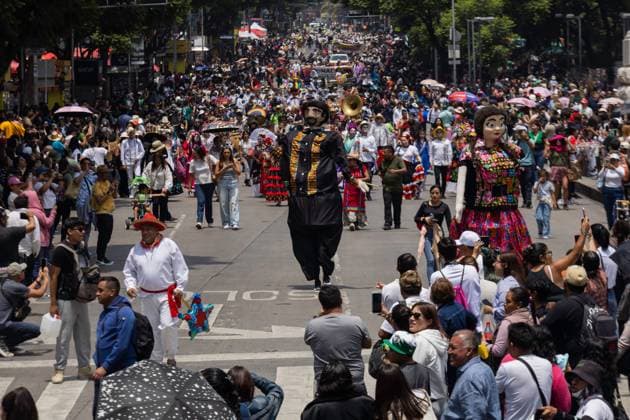 Indigenous Cultures Parade Through Mexico City MEXICO CITY, MEXICO AUGUST 9, 2026: Participants wearing traditional clothing dance and march during the 17th Mega Calenda cultural parade from the Angel of Independence to the Zocalo in Mexico City, August 9, 2026. Organized by the Mexico City government, the event commemorates the International Day of the World s Indigenous Peoples and is part of the 12th Festival of Indigenous Cultures, Indigenous Peoples, and Native Neighborhoods of Mexico City. Mexico City Mexico Copyright: x xCristianxLeyvax xJNAxPressx