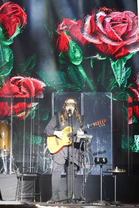 ARCOVERDE, PE - 09.08.2026: APRESENTAcaO DE ANA CAROLINA EM ARCOVERDE - On the main stage of the Pernambuco Meu Pais Festival in Arcoverde, Pernambuco, Ana Carolina, accompanied by her musicians, presented her show "25 Years". x2996209x  PabloxDexLuca