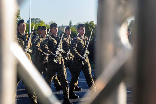 August 9, 2026, Warsaw, Mazovia, Poland: Polish troops march along the riverside during the parade rehearsal. Early in the morning of 9th August, Poland s armed forces, and those of allies stationed in the country, take part in a rehearsal in preparation for a parade on National Armed Forces Day on the 15th August. Soldiers muster as the sun rises over the Vistula River and march past grandstands prepared for dignitaries. The soldiers were followed by mechanised divisions travelling in tanks and a variety of armoured vehicles. Afterwards, Secretary of State in the Ministry of Defence, Pawel Bejda addresses a post-rehearsal press conference, where he is accompanied by the Chief of the General Staff of the Polish Armed Forces, General Wieslaw  - ZUMAs197 20260809_aaa_s197_063 Copyright: xNeilxMiltonx