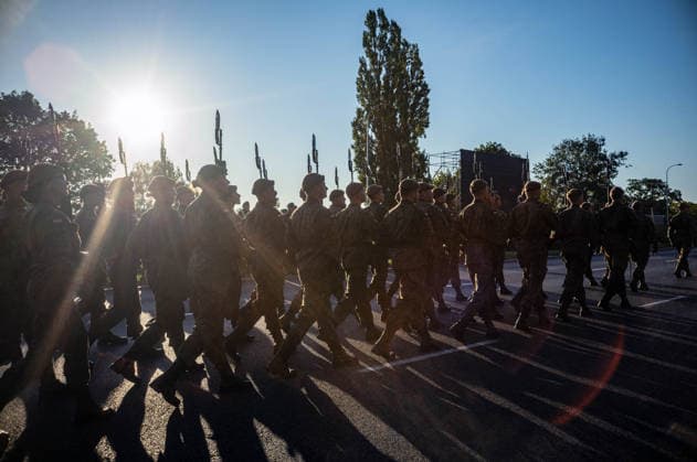 August 9, 2026, Warsaw, Mazovia, Poland: Polish troops march along the riverside as the sun rises over Warsaw. Early in the morning of 9th August, Poland s armed forces, and those of allies stationed in the country, take part in a rehearsal in preparation for a parade on National Armed Forces Day on the 15th August. Soldiers muster as the sun rises over the Vistula River and march past grandstands prepared for dignitaries. The soldiers were followed by mechanised divisions travelling in tanks and a variety of armoured vehicles. Afterwards, Secretary of State in the Ministry of Defence, Pawel Bejda addresses a post-rehearsal press conference, where he is accompanied by the Chief of the General Staff of the Polish Armed Forces, General Wiesla - ZUMAs197 20260809_aaa_s197_075 Copyright: xNeilxMiltonx