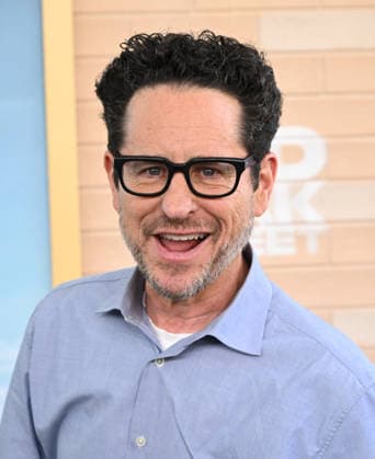 ˜The End of Oak Street™ World Premiere J.J. Abrams arriving to The End of Oak Street world premiere held at the Steven J. Ross Theater on August 8, 2026 in Burbank, CA. Burbank Steven J. Ross Theater California USA Copyright: xLISAxOConnorx xAFF-USA.comx
