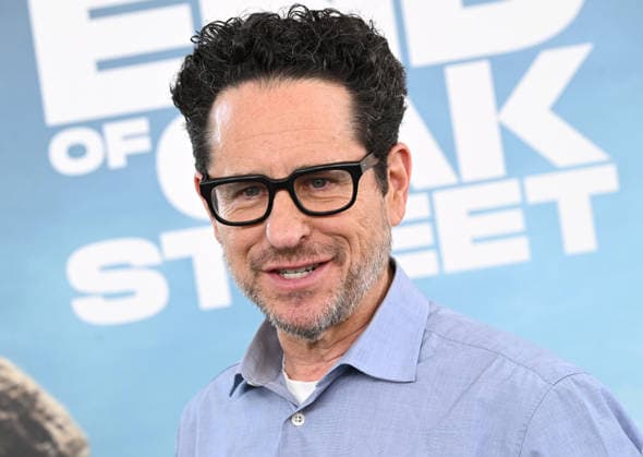 ˜The End of Oak Street™ World Premiere J.J. Abrams arriving to The End of Oak Street world premiere held at the Steven J. Ross Theater on August 8, 2026 in Burbank, CA. Burbank Steven J. Ross Theater California USA Copyright: xLISAxOConnorx xAFF-USA.comx