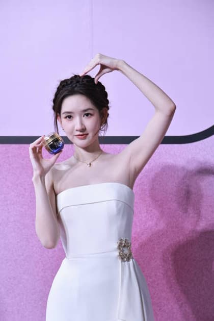 HANGZHOU, CHINA - AUGUST 09: Actress Wang Yuwen attends a Shiseido brand offline fan meeting on August 9, 2026 in Hangzhou, Zhejiang Province of China.  Copyright: xVCGx 111659017754