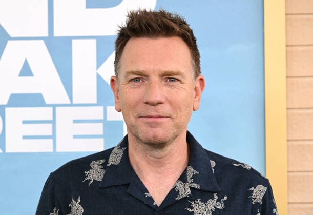˜The End of Oak Street™ World Premiere Ewan McGregor arriving to The End of Oak Street world premiere held at the Steven J. Ross Theater on August 8, 2026 in Burbank, CA. Burbank Steven J. Ross Theater California USA Copyright: xLISAxOConnorx xAFF-USA.comx