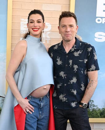 ˜The End of Oak Street™ World Premiere Anne Hathaway and Ewan McGregor arriving to The End of Oak Street world premiere held at the Steven J. Ross Theater on August 8, 2026 in Burbank, CA. Burbank Steven J. Ross Theater California USA Copyright: xLISAxOConnorx xAFF-USA.comx