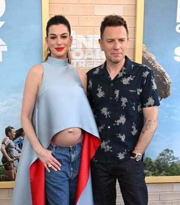 ˜The End of Oak Street™ World Premiere Anne Hathaway and Ewan McGregor arriving to The End of Oak Street world premiere held at the Steven J. Ross Theater on August 8, 2026 in Burbank, CA. Burbank Steven J. Ross Theater California USA Copyright: xLISAxOConnorx xAFF-USA.comx