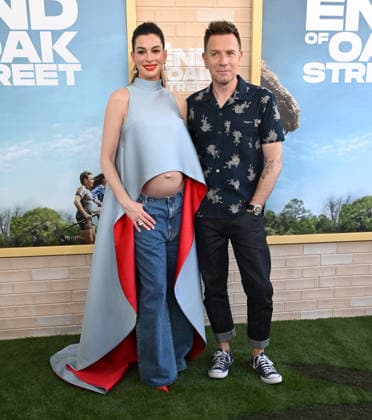 ˜The End of Oak Street™ World Premiere Anne Hathaway and Ewan McGregor arriving to The End of Oak Street world premiere held at the Steven J. Ross Theater on August 8, 2026 in Burbank, CA. Burbank Steven J. Ross Theater California USA Copyright: xLISAxOConnorx xAFF-USA.comx