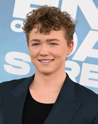 ˜The End of Oak Street™ World Premiere Christian Convery arriving to The End of Oak Street world premiere held at the Steven J. Ross Theater on August 8, 2026 in Burbank, CA. Burbank Steven J. Ross Theater California USA Copyright: xLISAxOConnorx xAFF-USA.comx