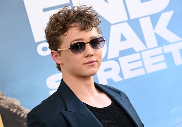 ˜The End of Oak Street™ World Premiere Christian Convery arriving to The End of Oak Street world premiere held at the Steven J. Ross Theater on August 8, 2026 in Burbank, CA. Burbank Steven J. Ross Theater California USA Copyright: xLISAxOConnorx xAFF-USA.comx