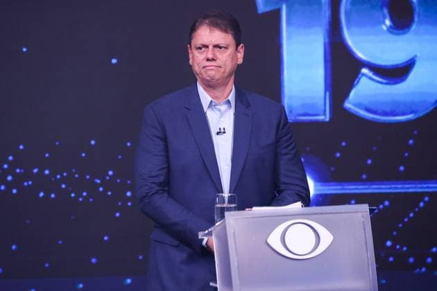 Fernando Haddad and Tarcisio de Freitas face off in the first Band debate. Sao Paulo, SP. 09.08.2026 - Debate-SP - Current governor and candidate for re-election to the government of Sao Paulo, Tarcisio de Freitas, during the first election debate promoted by TV Bandeirantes, in the station s studio, in the Morumbi neighborhood, south of Sao Paulo, on the evening of Sunday, August 9, 2026.(Foto: Marina Uezima Brazil Photo Press Brazil Photo Press) INTERNATIONAL Sao Paulo Sao Paulo Brasil Copyright: xMarinaxUezimax
