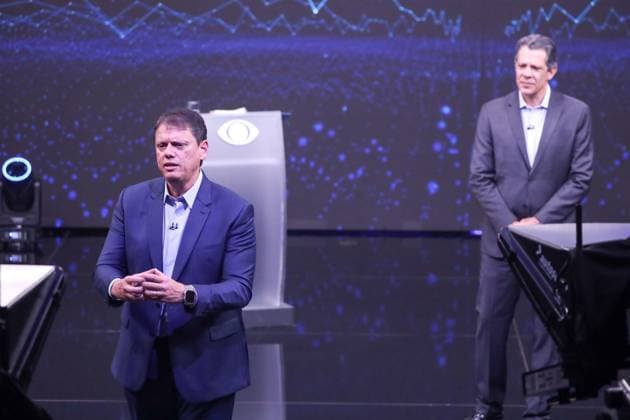 Fernando Haddad and Tarcisio de Freitas face off in the first Band debate. Sao Paulo, SP. 09.08.2026 - Debate-SP - PT candidate for governor of Sao Paulo, Fernando Haddad, and the current governor and Republican candidate for re-election, Tarcisio de Freitas, participate in the first election debate promoted by TV Bandeirantes, at the station s studio, in the Morumbi neighborhood, south of Sao Paulo, on the evening of Sunday, August 9, 2026.(Foto: Marina Uezima Brazil Photo Press Brazil Photo Press) INTERNATIONAL Sao Paulo Sao Paulo Brasil Copyright: xMarinaxUezimax