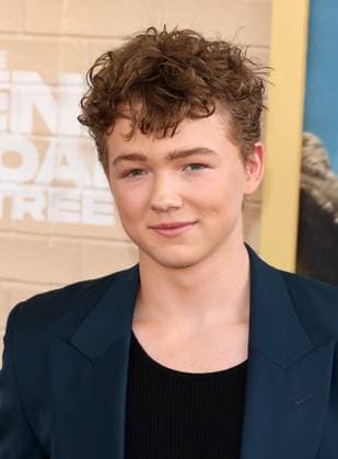 World Premiere of Warner Bros. The End Of Oak Street in Los Angeles World Premiere of Warner Bros. The End Of Oak Street at Warner Bros Studios in Burbank, California on 8 9 26. 09 Aug 2026 Pictured: Christian Convery.  Copyright: xThexMegaxAgencyxRiverx xMEGAx