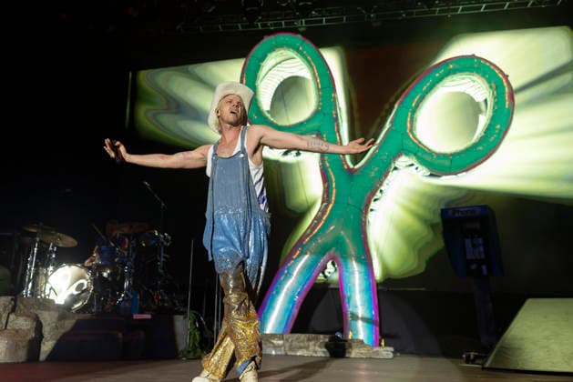 Scissor Sisters perform at Halifax Piece Hall Jake Shears of Scissor Sisters performs at Piece Hall, Halifax, England, 9th August 2026, Credit:Mike Gray MIKE GRAY - B4227 Avalon  Copyright: xMikexGrayx xMIKExGRAYx-xB4227x xAvalonx 1121969822