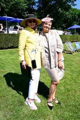 Tini Gräfin von Rothkirch und Heike Gräfin von Schwerin beim Westminster 136. Großer Preis von Berlin Pferderennen auf der Rennbahn Hoppegarten. Berlin, 09.08.2026 *** Countess Tini von Rothkirch and Countess Heike von Schwerin at the 136th Westminster Grand Prix of Berlin horse race at the Hoppegarten Racetrack in Berlin, August 9, 2026 Foto:xM.xWehnertx xFuturexImagex westminster_6808