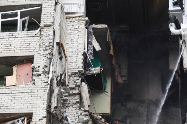 A 10-storey apartment block in the Saltivskyi district is damaged by a Russian S8000 Banderol cruise missile strike, Kharkiv, Ukraine, August 9, 2026. As a result of the terrorist attack, the seventh to tenth floors were destroyed. At present, three people are confirmed dead and 37 others injured. (Photo by Viacheslav Madiievskyi Ukrinform) Russian Banderol missile strikes apartment block in Kharkiv  Copyright: xViacheslavxMadiievskyix