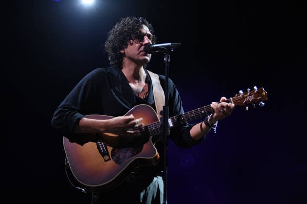 Italy: Ermal Meta - Live Estate 2026 Italian singer-songwriter Ermal Meta performs live at Villa Matarazzo in Santa Maria di Castellabate, Salerno, Italy for his tour Live Estate 2026 . Santa Maria di Castellabate Salerno Italy Copyright: MarianoxMontella