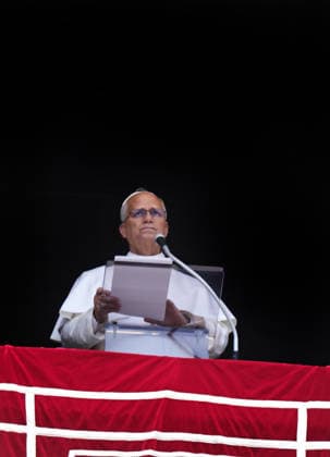 August 9, 2026. Vatican City - POPE LEO XIV delivers Angels prayer from the window of the apostolic building in St. Peter s Square at the Vatican. EvandroInetti_via ZUMA Wire Vatican City State - ZUMAi15_ 20260809_zaf_i15_002 Copyright: xEvandroxInettix