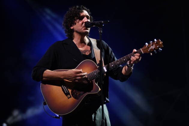 Italy: Ermal Meta - Live Estate 2026 Italian singer-songwriter Ermal Meta performs live at Villa Matarazzo in Santa Maria di Castellabate, Salerno, Italy for his tour Live Estate 2026 . Santa Maria di Castellabate Salerno Italy Copyright: MarianoxMontella