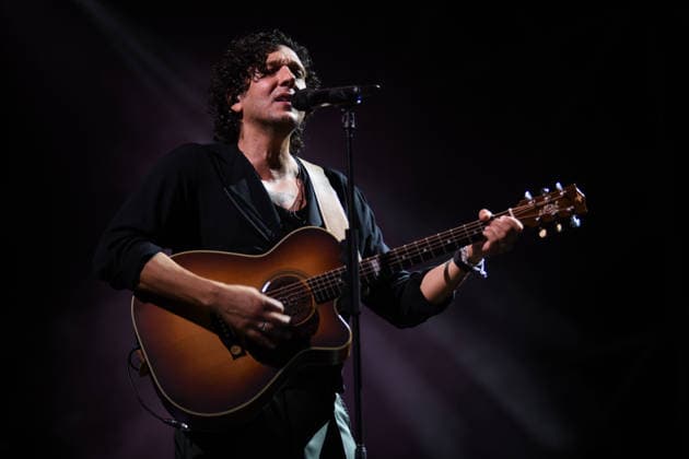 Italy: Ermal Meta - Live Estate 2026 Italian singer-songwriter Ermal Meta performs live at Villa Matarazzo in Santa Maria di Castellabate, Salerno, Italy for his tour Live Estate 2026 . Santa Maria di Castellabate Salerno Italy Copyright: MarianoxMontella