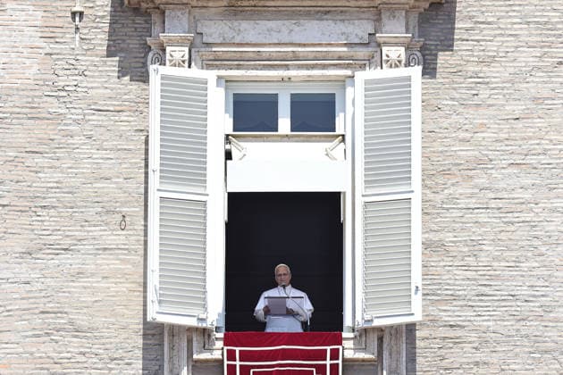 August 9, 2026. Vatican City - POPE LEO XIV delivers Angels prayer from the window of the apostolic building in St. Peter s Square at the Vatican. EvandroInetti_via ZUMA Wire Vatican City State  - ZUMAi15_ 20260809_zaf_i15_009 Copyright: xEvandroxInettix