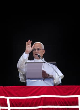 August 9, 2026. Vatican City - POPE LEO XIV delivers Angels prayer from the window of the apostolic building in St. Peter s Square at the Vatican. EvandroInetti_via ZUMA Wire Vatican City State  - ZUMAi15_ 20260809_zaf_i15_014 Copyright: xEvandroxInettix