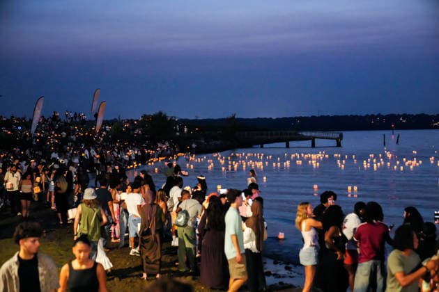 Water Lantern Festival lights up Maryland’s National Harbor in U.S. NATIONAL HARBOR, MARYLAND, UNITED STATES - AUGUST 9: People attend the Washington D.C. Water Lantern Festival at National Harbor SouthPointe in Maryland, United States, on August 9, 2026. Participants release lanterns bearing messages of memories and wishes onto the water along the Potomac River. Hasan Akbas Anadolu National harbor United States. Editorial use only. Please get in touch for any other usage.  Copyright: x2026xAnadoluxHasanxAkbasx