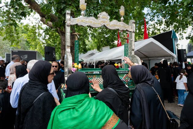 August 9, 2026, London, England, United Kingdom: Shia Muslims take part in the annual Arbaeen procession in Marble Arch in London, Britain, on August 9, 2026. Arbaeen marks the 40th day after the martyrdom of Imam Hussein, the grandson of the Prophet Muhammad. London United Kingdom - ZUMAk172 20260809_zip_k172_002 Copyright: xThomasxKrychx