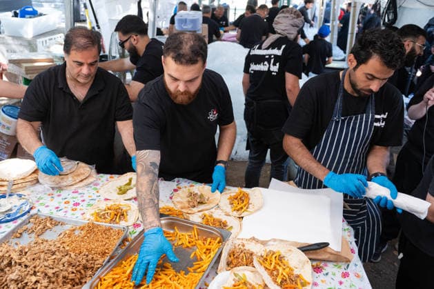 August 9, 2026, London, England, United Kingdom: Shia Muslims take part in the annual Arbaeen procession in Marble Arch in London, Britain, on August 9, 2026. Arbaeen marks the 40th day after the martyrdom of Imam Hussein, the grandson of the Prophet Muhammad. London United Kingdom - ZUMAk172 20260809_zip_k172_008 Copyright: xThomasxKrychx