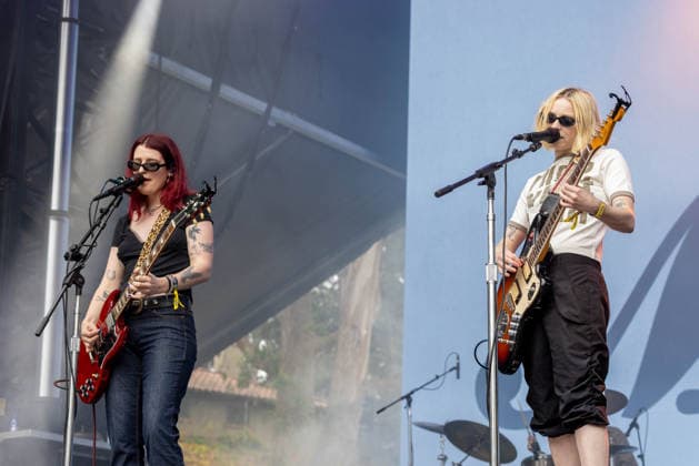 August 9, 2026, San Francisco, California, USA: ALLEGRA WEINGARTEN and ETTA FRIEDMAN of indie rock band Momma during Outside Lands Music Festival in San Francisco, California San Francisco USA  - ZUMAs135 20260809_zap_s135_052 Copyright: xDanielxDeSloverx