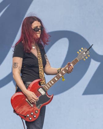 August 9, 2026, San Francisco, California, USA: ALLEGRA WEINGARTEN of indie rock band Momma during Outside Lands Music Festival in San Francisco, California San Francisco USA  - ZUMAs135 20260809_zap_s135_059 Copyright: xDanielxDeSloverx