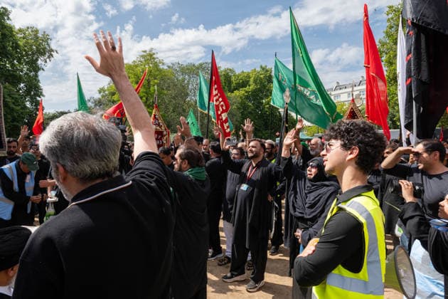August 9, 2026, London, England, United Kingdom: Shia Muslims take part in the annual Arbaeen procession in Marble Arch in London, Britain, on August 9, 2026. Arbaeen marks the 40th day after the martyrdom of Imam Hussein, the grandson of the Prophet Muhammad. London United Kingdom - ZUMAk172 20260809_zip_k172_024 Copyright: xThomasxKrychx