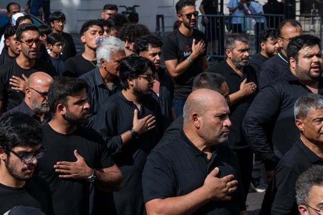 August 9, 2026, London, England, United Kingdom: Shia Muslims take part in the annual Arbaeen procession in Marble Arch in London, Britain, on August 9, 2026. Arbaeen marks the 40th day after the martyrdom of Imam Hussein, the grandson of the Prophet Muhammad. London United Kingdom - ZUMAk172 20260809_zip_k172_048 Copyright: xThomasxKrychx