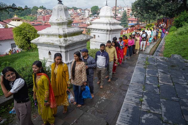 August 10, 2026, Kathmandu, Bagmati, Nepal: Today is the last Monday of the month of Shrawan, and Pashupatinath is thronged with devotees..Women who have been observing fasts and worshipping Lord Shiva every Monday throughout the month of Shrawan are formally concluding their fasts today...As a large turnout was expected on this final Monday, those observing the fast began queuing up early in the morning. Kathmandu Nepal - ZUMAa308 20260810_znp_a308_005 Copyright: xChandraxBahadurxAlex