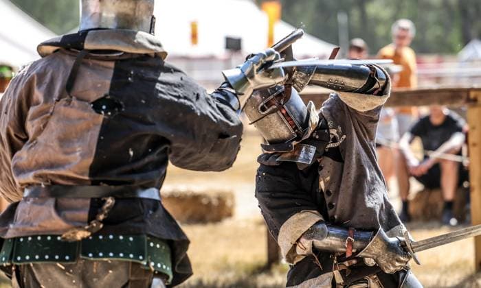 Kingdom of Loxwood medieval festival 09.08.2026. Members of the Full contact medieval armoured combat group Invicta take part in mass combat at the Kingdom of Loxwood medieval festival in west Sussex  Copyright: xRichardxPohlex NINTCHDBPICT001100253825