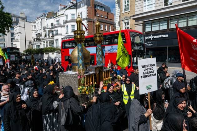 August 9, 2026, London, England, United Kingdom: Shia Muslims take part in the annual Arbaeen procession in Marble Arch in London, Britain, on August 9, 2026. Arbaeen marks the 40th day after the martyrdom of Imam Hussein, the grandson of the Prophet Muhammad. London United Kingdom  - ZUMAk172 20260809_zip_k172_036 Copyright: xThomasxKrychx