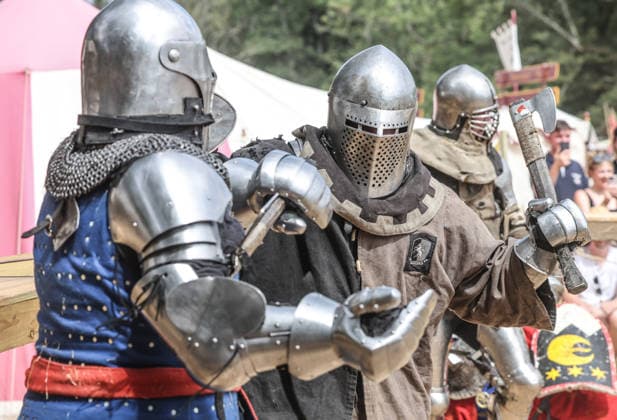 Kingdom of Loxwood medieval festival 09.08.2026. Members of the Full contact medieval armoured combat group Invicta take part in mass combat at the Kingdom of Loxwood medieval festival in west Sussex  Copyright: xRichardxPohlex NINTCHDBPICT001100254538