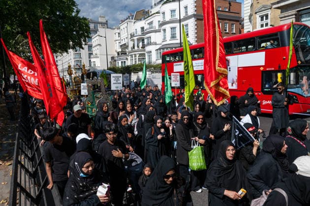 August 9, 2026, London, England, United Kingdom: Shia Muslims take part in the annual Arbaeen procession in Marble Arch in London, Britain, on August 9, 2026. Arbaeen marks the 40th day after the martyrdom of Imam Hussein, the grandson of the Prophet Muhammad. London United Kingdom  - ZUMAk172 20260809_zip_k172_039 Copyright: xThomasxKrychx