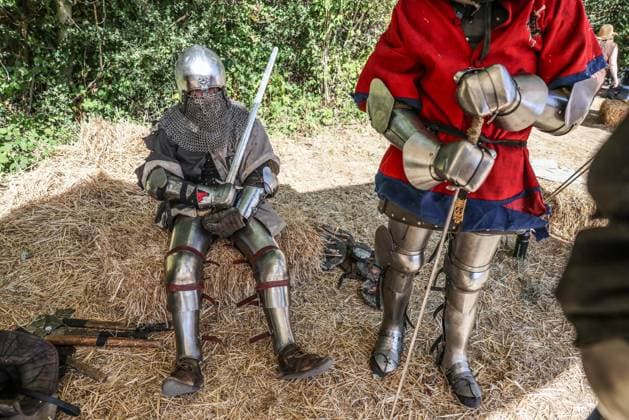 Kingdom of Loxwood medieval festival 09.08.2026. Members of the Full contact medieval armoured combat group Invicta take part in mass combat at the Kingdom of Loxwood medieval festival in west Sussex  Copyright: xRichardxPohlex NINTCHDBPICT001100253794
