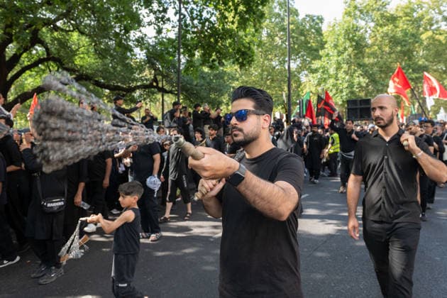 August 9, 2026, London, England, United Kingdom: Shia Muslims take part in the annual Arbaeen procession in Marble Arch in London, Britain, on August 9, 2026. Arbaeen marks the 40th day after the martyrdom of Imam Hussein, the grandson of the Prophet Muhammad. London United Kingdom  - ZUMAk172 20260809_zip_k172_046 Copyright: xThomasxKrychx
