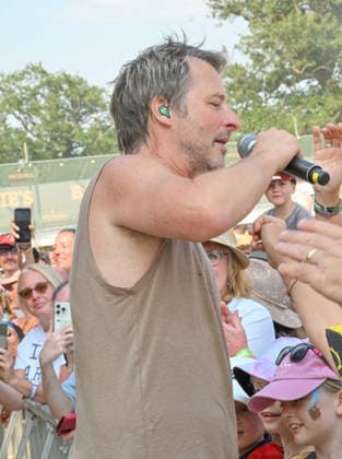 Lakefest Music Festival with Xerjoff Sunday 09th August 2026 Eastnor Castle, Herefordshire Chesney Hawkes performs on the Main Stage at Lakefest Music Festival with Xerjoff Sunday 09th August 2026 Eastnor Castle, Herefordshire, Credit:Jules Annan Avalon England  Copyright: xJulesxAnnanx xAvalonx 1122031659