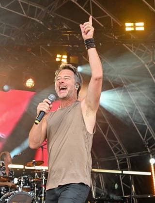 Lakefest Music Festival with Xerjoff Sunday 09th August 2026 Eastnor Castle, Herefordshire Chesney Hawkes performs on the Main Stage at Lakefest Music Festival with Xerjoff Sunday 09th August 2026 Eastnor Castle, Herefordshire, Credit:Jules Annan Avalon England  Copyright: xJulesxAnnanx xAvalonx 1122031705