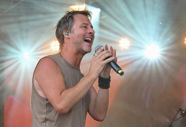 Lakefest Music Festival with Xerjoff Sunday 09th August 2026 Eastnor Castle, Herefordshire Chesney Hawkes performs on the Main Stage at Lakefest Music Festival with Xerjoff Sunday 09th August 2026 Eastnor Castle, Herefordshire, Credit:Jules Annan Avalon England  Copyright: xJulesxAnnanx xAvalonx 1122031755