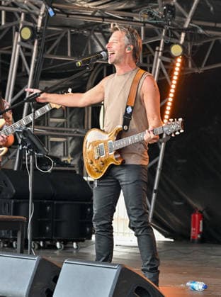 Lakefest Music Festival with Xerjoff Sunday 09th August 2026 Eastnor Castle, Herefordshire Chesney Hawkes performs on the Main Stage at Lakefest Music Festival with Xerjoff Sunday 09th August 2026 Eastnor Castle, Herefordshire, Credit:Jules Annan Avalon England  Copyright: xJulesxAnnanx xAvalonx 1122032032