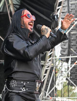 Lakefest Music Festival with Xerjoff Sunday 09th August 2026 Eastnor Castle, Herefordshire Elvana perform on the mainstage the Main Stage at Lakefest Music Festival with Xerjoff Sunday 09th August 2026 Eastnor Castle, Herefordshire, Credit:Jules Annan Avalon England  Copyright: xJulesxAnnanx xAvalonx 1122032144
