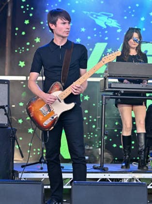 Lakefest Music Festival with Xerjoff Sunday 09th August 2026 Eastnor Castle, Herefordshire Lightening Seeds, Ian Broudie,Martyn Campbell, Riley Broudie, Jim Sharrock, Adele Emmas and Tim Cunningham perform on the mainstage the Main Stage at Lakefest Music Festival with Xerjoff Sunday 09th August 2026 Eastnor Castle, Herefordshire, Credit:Jules Annan Avalon England  Copyright: xJulesxAnnanx xAvalonx 1122032310