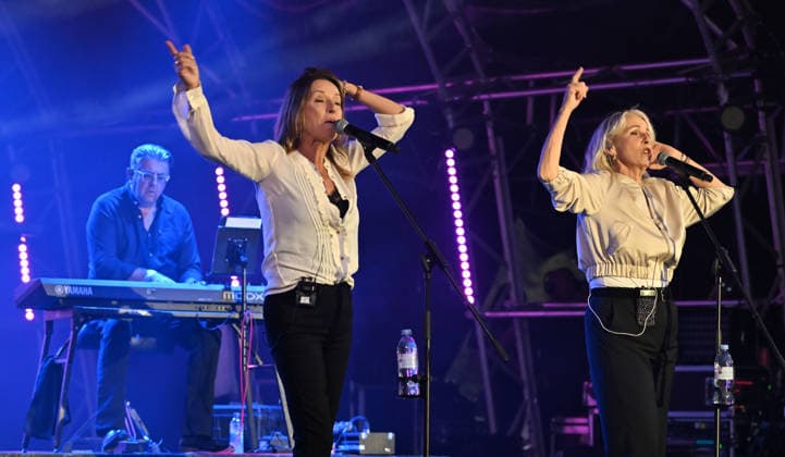 Lakefest Music Festival with Xerjoff Sunday 09th August 2026 Eastnor Castle, Herefordshire Bananarama,Sara Dallin and Keren Woodward perform on the mainstage the Main Stage at Lakefest Music Festival with Xerjoff Sunday 09th August 2026 Eastnor Castle, Herefordshire, Credit:Jules Annan Avalon England  Copyright: xJulesxAnnanx xAvalonx 1122032865