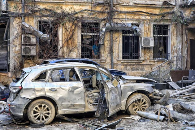 Russian troops launch massive combined attack on Odesa Burnt-out cars stay in the courtyard of a multi-storey apartment block in the historical city centre damaged by a Russian attack, Odesa, Ukraine, August 9, 2026. On Sunday night, August 9, the Russian army carried out a massive combined attack on Odesa, causing significant destruction in two districts of the southern Ukrainian port city. In central Odesa, a Russian missile hit a four-storey residential building, where two floors were completely burnt out. Two private houses and offices were also damaged. At least six civilian cars were destroyed or badly damaged in courtyards by falling debris and direct hits. Damage to energy facilities led to a temporary blackout, with partial power o  Copyright: xNinaxLiashonokx xUkrinformx xAvalonx 1122038590