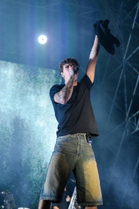 August 9, 2026, Marina Di Carrara, Massa Carrara, Italy: Riccardo Fabbriconi, aka Blanco, performs during his Summer 2026 Tour at the Vibe Summer Festival, Marina di Carrara, 09 08 2026 Marina Di Carrara Italy  - ZUMAa289 20260809_zia_a289_045 Copyright: xStefanoxDallexLuchex xAgfx