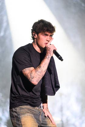 August 9, 2026, Marina Di Carrara, Massa Carrara, Italy: Riccardo Fabbriconi, aka Blanco, performs on his Tour Estate 2026 at the Vibe Summer Festival, Marina di Carrara, August 9, 2026. Marina Di Carrara Italy  - ZUMAa289 20260809_zia_a289_048 Copyright: xStefanoxDallexLuchex xAgfx