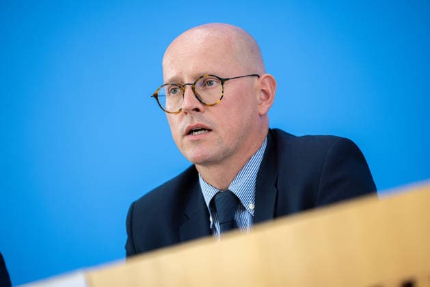 regierungspressekonferenz Deutschland, Berlin am 10. August 2026: Martin Giese, Sprecher des Auswärtigen Amts (AA) stellt sich in der Bundespressekonferenz den Fragen der Presse. *** German Government Press Conference, Berlin, August 10, 2026: Martin Giese, Spokesperson for the Federal Foreign Office (AA), answers questions from the press at the Federal Press Conference